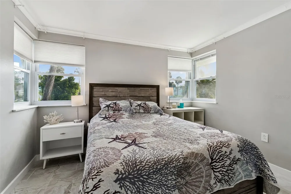 760 BOHENIA CIRCLE S Clearwater Beach, FL 33767