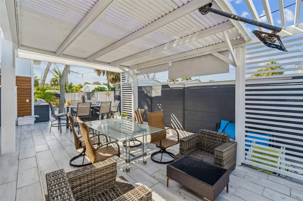 760 BOHENIA CIRCLE S Clearwater Beach, FL 33767