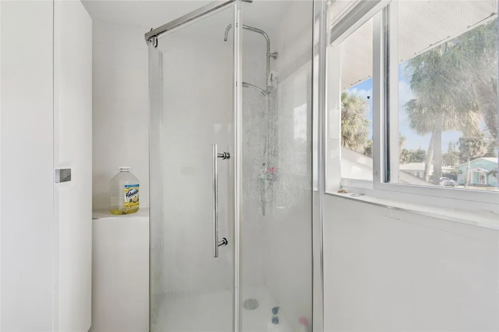 760 BOHENIA CIRCLE S Clearwater Beach, FL 33767