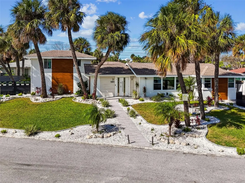 760 BOHENIA CIRCLE S Clearwater Beach, FL 33767