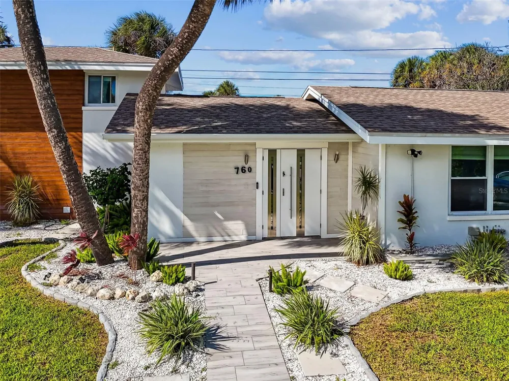 760 BOHENIA CIRCLE S Clearwater Beach, FL 33767