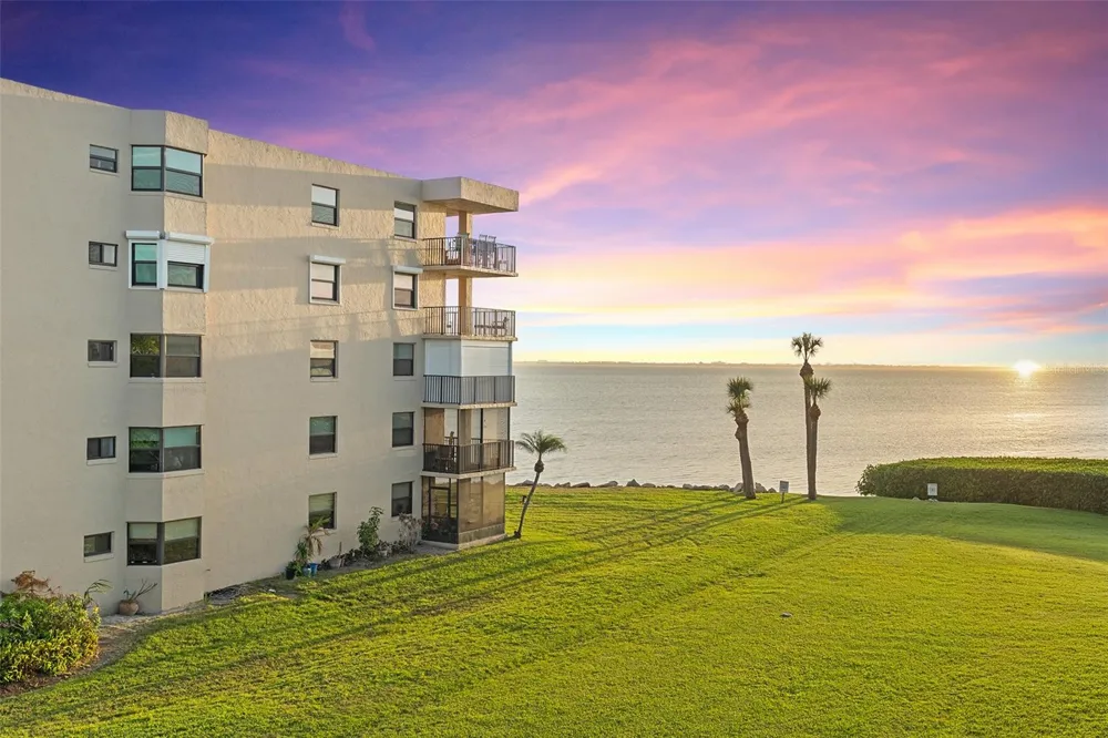 200 INTERNATIONAL DRIVE #815 Cape Canaveral, FL 32920
