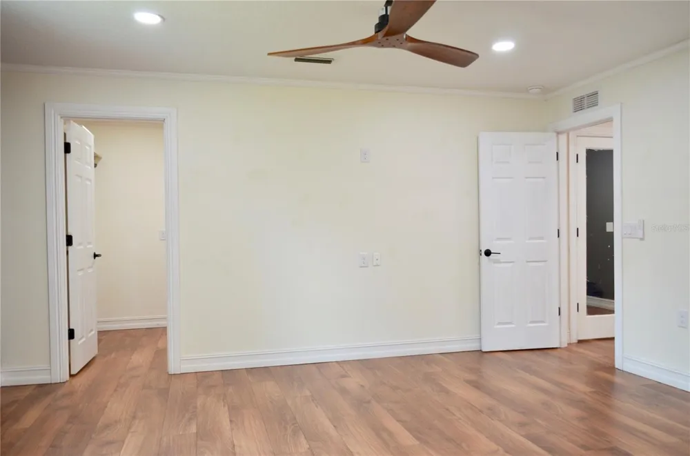 308 SALISBURY AVENUE Deland, FL 32720