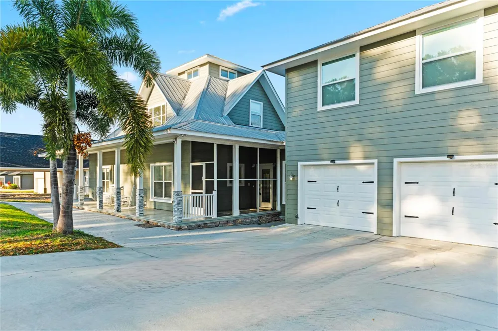5671 OLD BERKLEY ROAD Auburndale, FL 33823