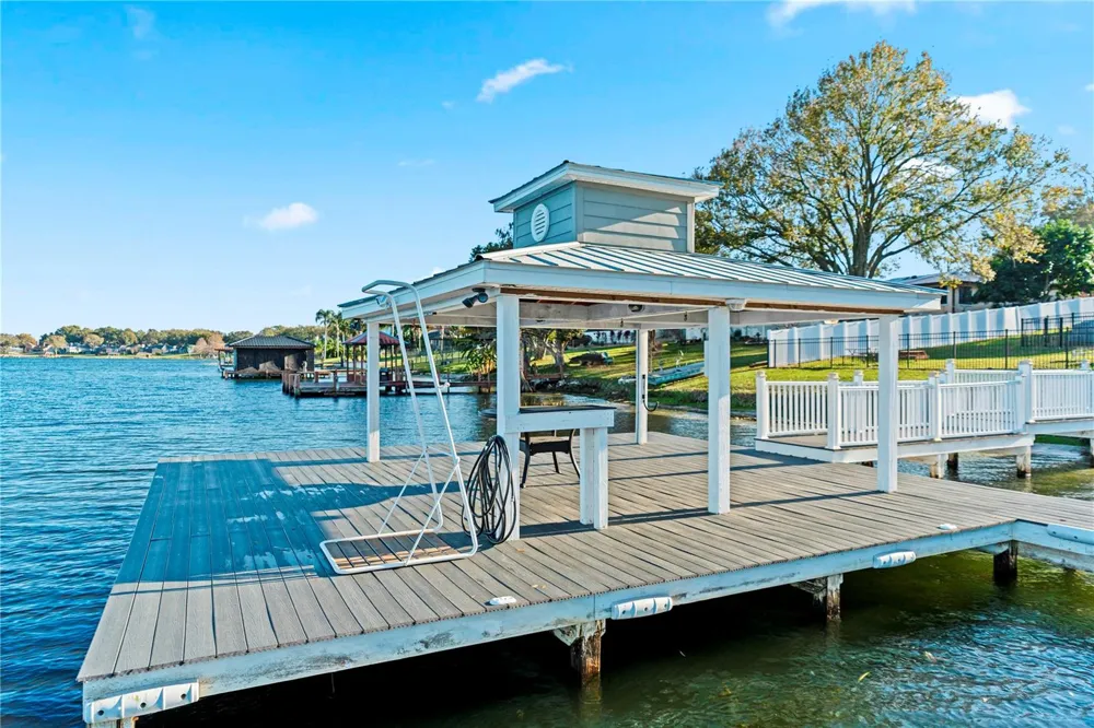 5671 OLD BERKLEY ROAD Auburndale, FL 33823