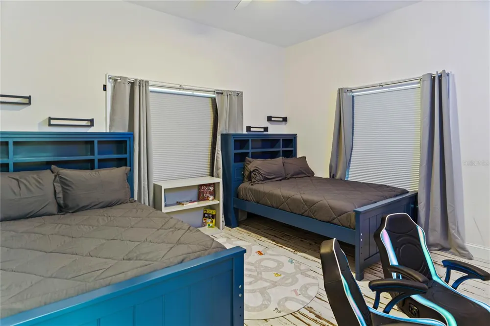 5671 OLD BERKLEY ROAD Auburndale, FL 33823