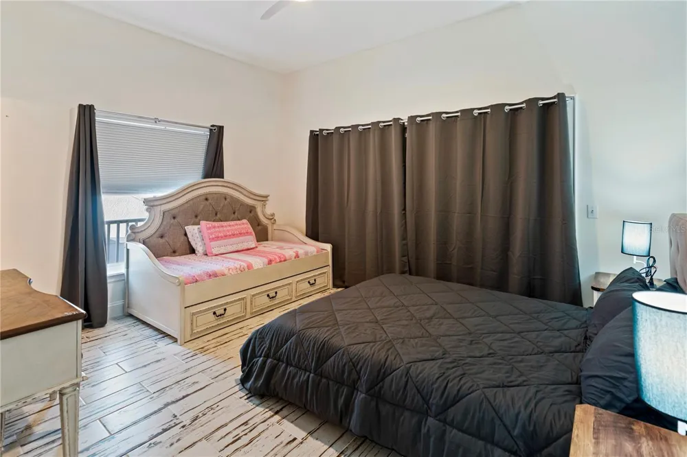 5671 OLD BERKLEY ROAD Auburndale, FL 33823