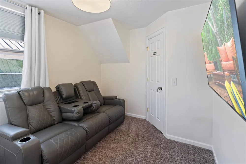 5671 OLD BERKLEY ROAD Auburndale, FL 33823