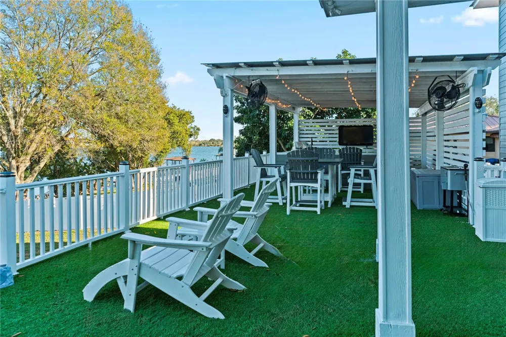 5671 OLD BERKLEY ROAD Auburndale, FL 33823