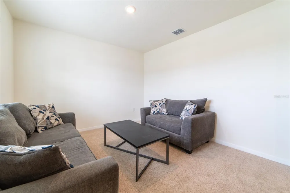 2695 HOUSE FINCH ROAD Harmony, FL 34773