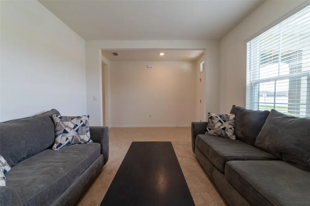 2695 HOUSE FINCH ROAD Harmony, FL 34773