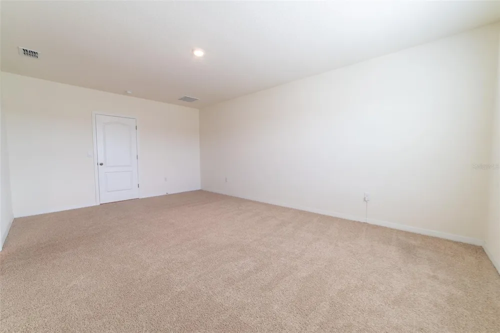 2695 HOUSE FINCH ROAD Harmony, FL 34773