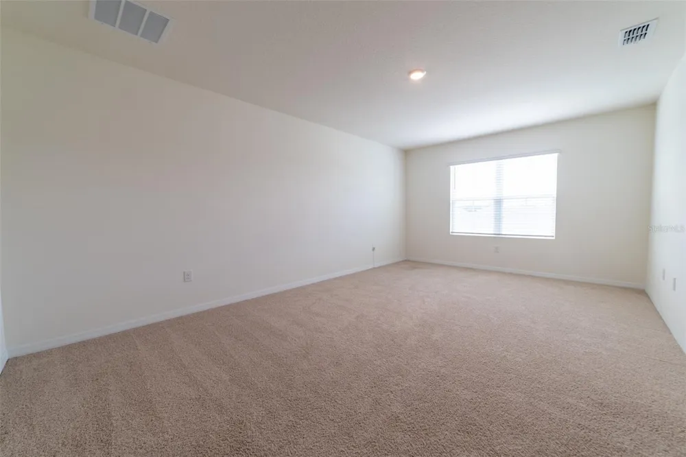 2695 HOUSE FINCH ROAD Harmony, FL 34773