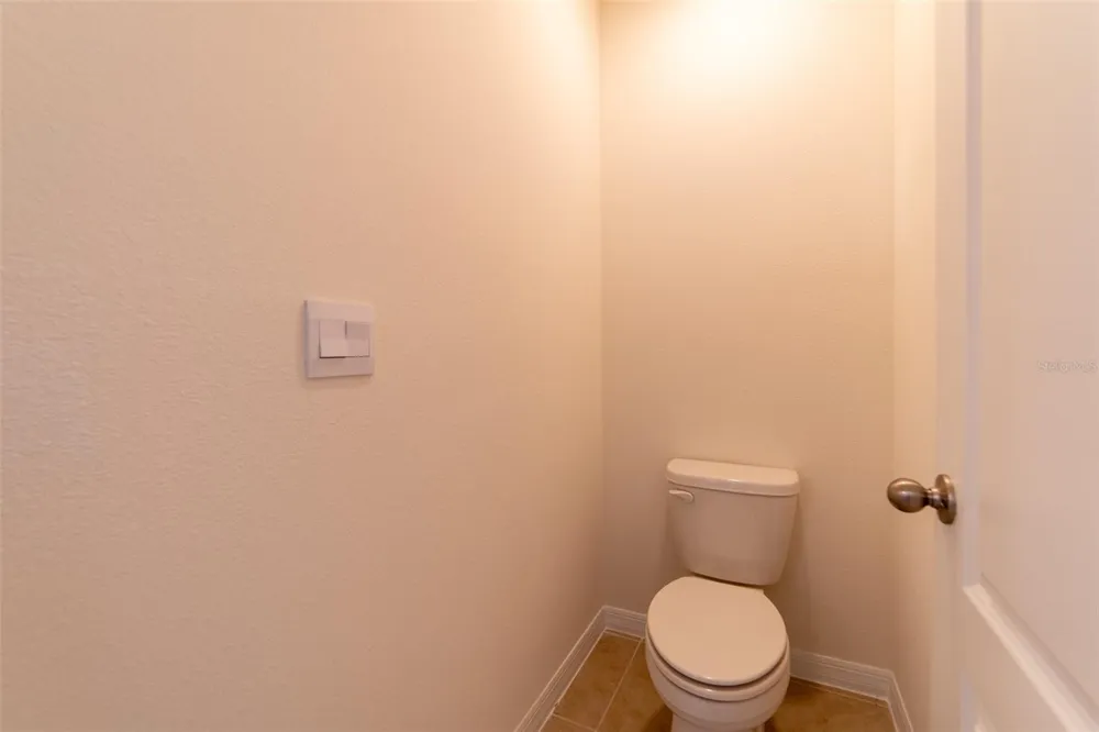 2695 HOUSE FINCH ROAD Harmony, FL 34773