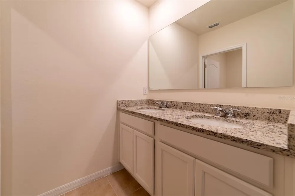 2695 HOUSE FINCH ROAD Harmony, FL 34773