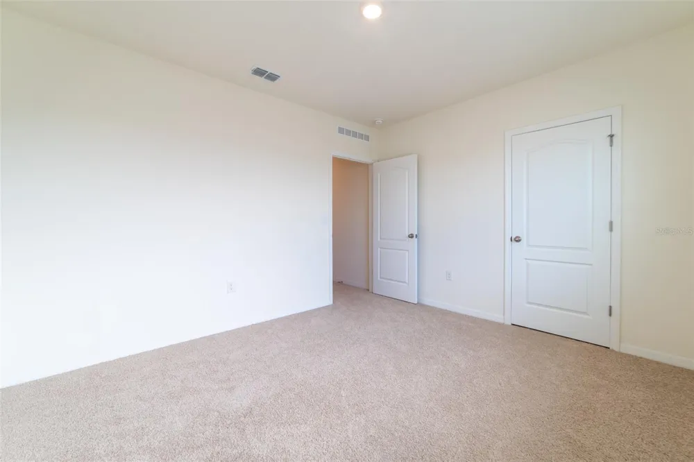 2695 HOUSE FINCH ROAD Harmony, FL 34773