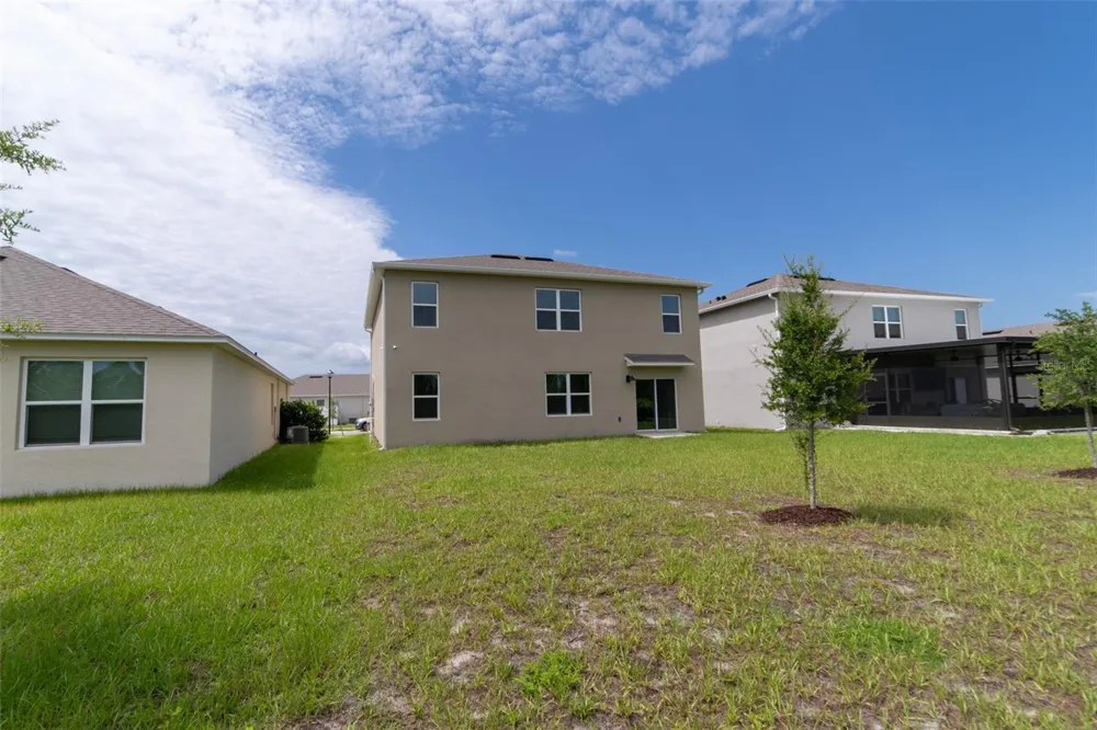 2695 HOUSE FINCH ROAD Harmony, FL 34773