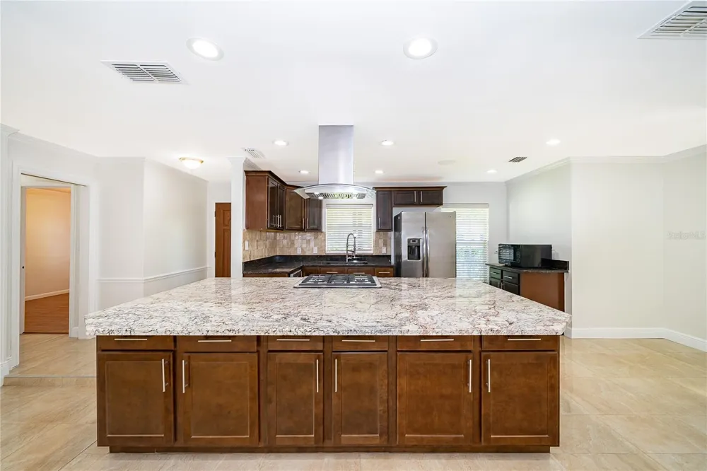 2462 CAROLTON ROAD Maitland, FL 32751