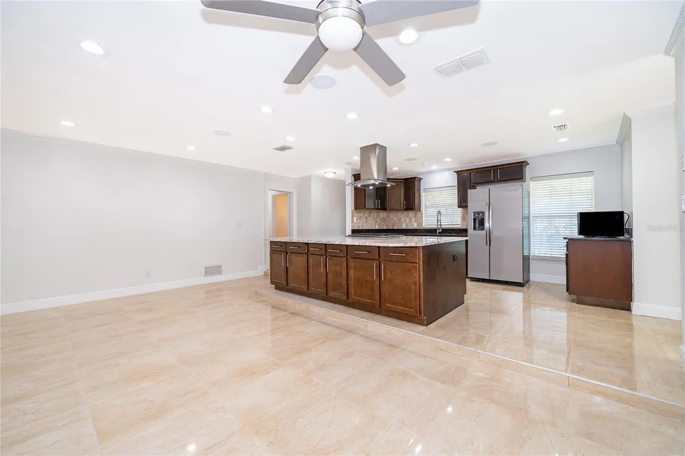 2462 CAROLTON ROAD Maitland, FL 32751