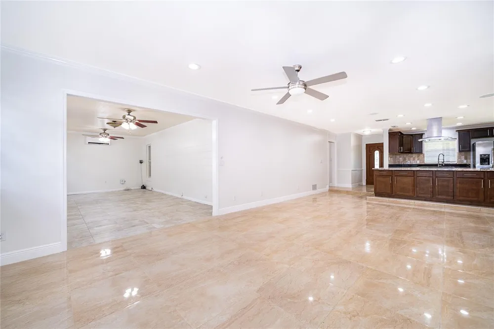 2462 CAROLTON ROAD Maitland, FL 32751