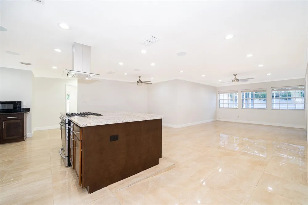 2462 CAROLTON ROAD Maitland, FL 32751
