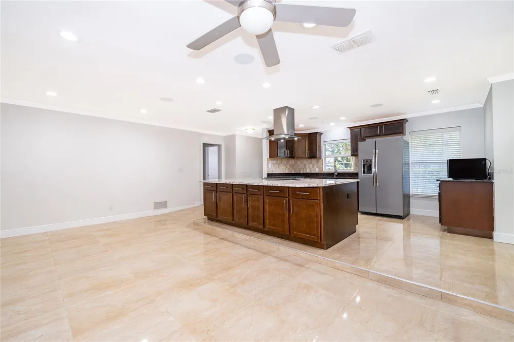 2462 CAROLTON ROAD Maitland, FL 32751