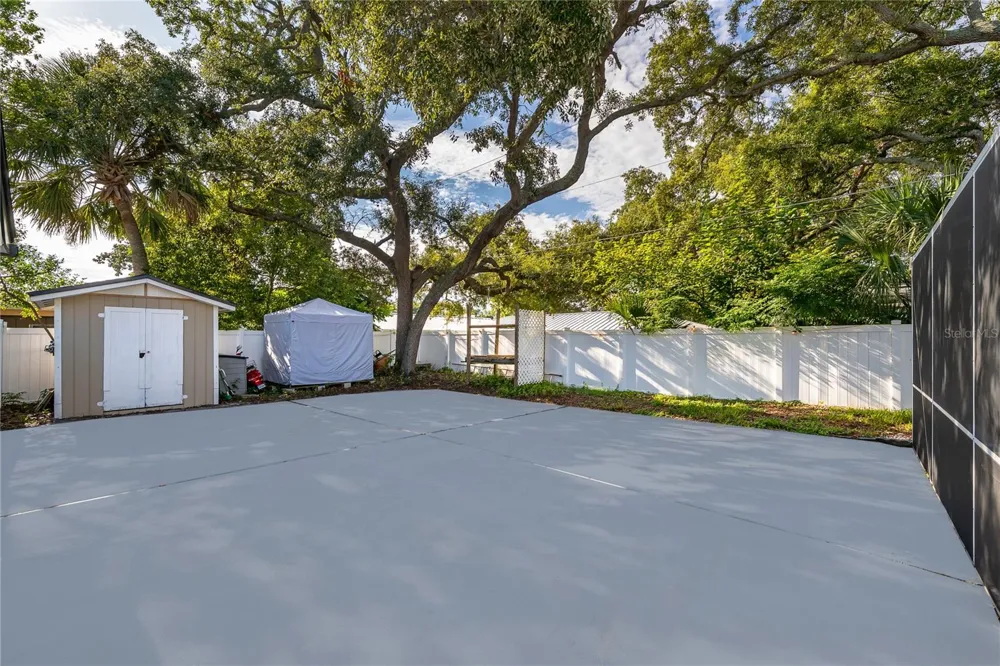 2462 CAROLTON ROAD Maitland, FL 32751