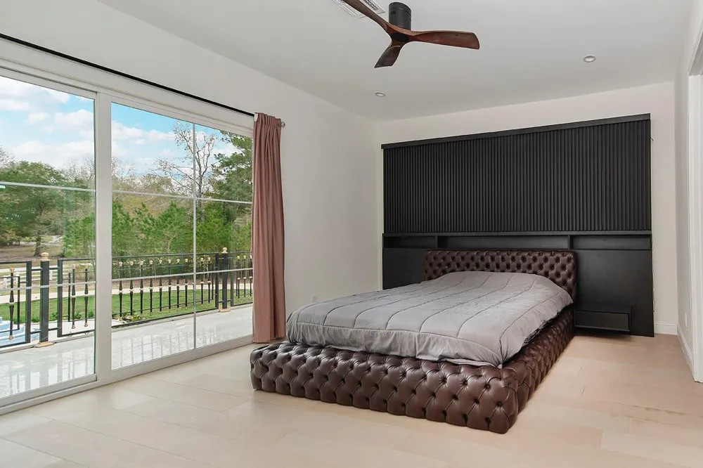 Hunters Creek Way Hockley, TX 77447