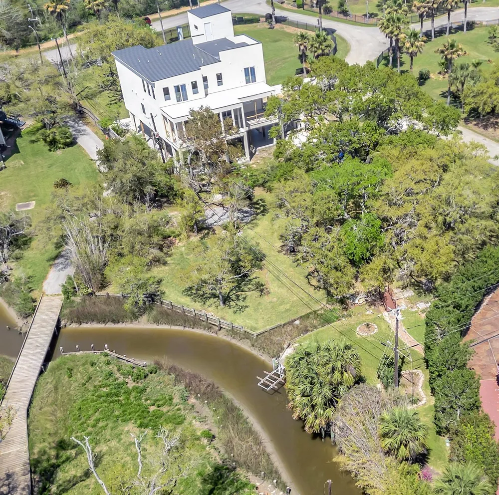 633 Bay Vista Drive Seabrook, TX 77586