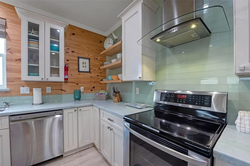 858 East Road Crystal Beach, TX 77650