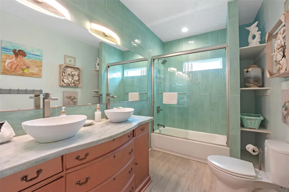 858 East Road Crystal Beach, TX 77650