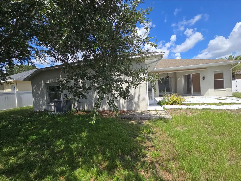 4106 BALINGTON DRIVE Valrico, FL 33596