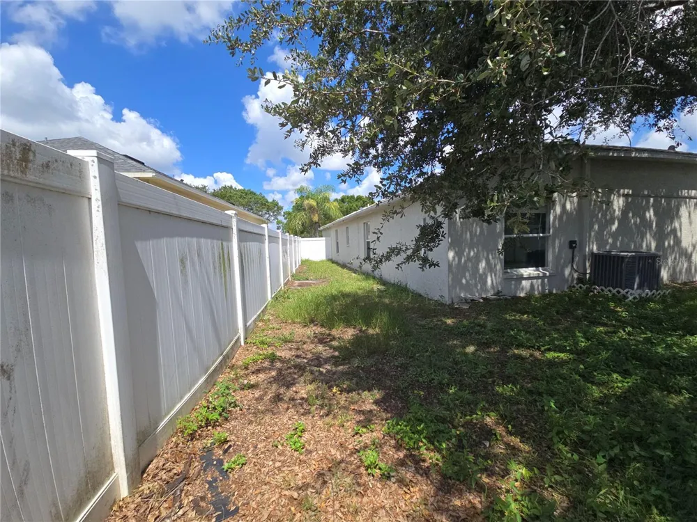 4106 BALINGTON DRIVE Valrico, FL 33596