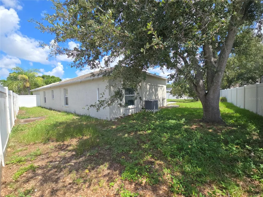 4106 BALINGTON DRIVE Valrico, FL 33596
