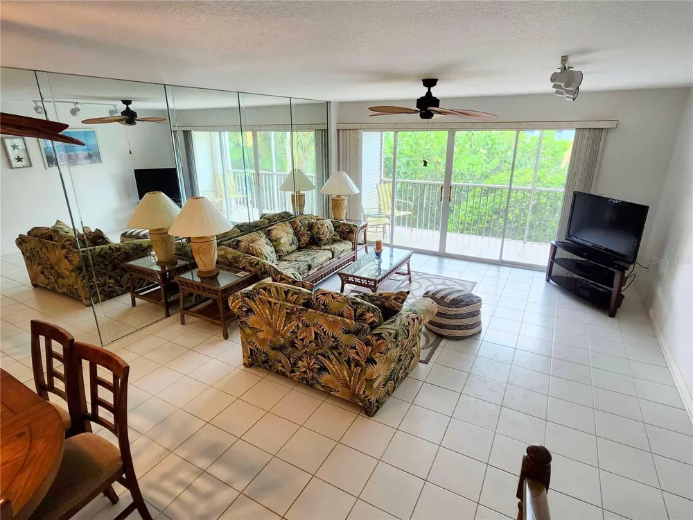 14883 SEMINOLE TRAIL #130 Seminole, FL 33776