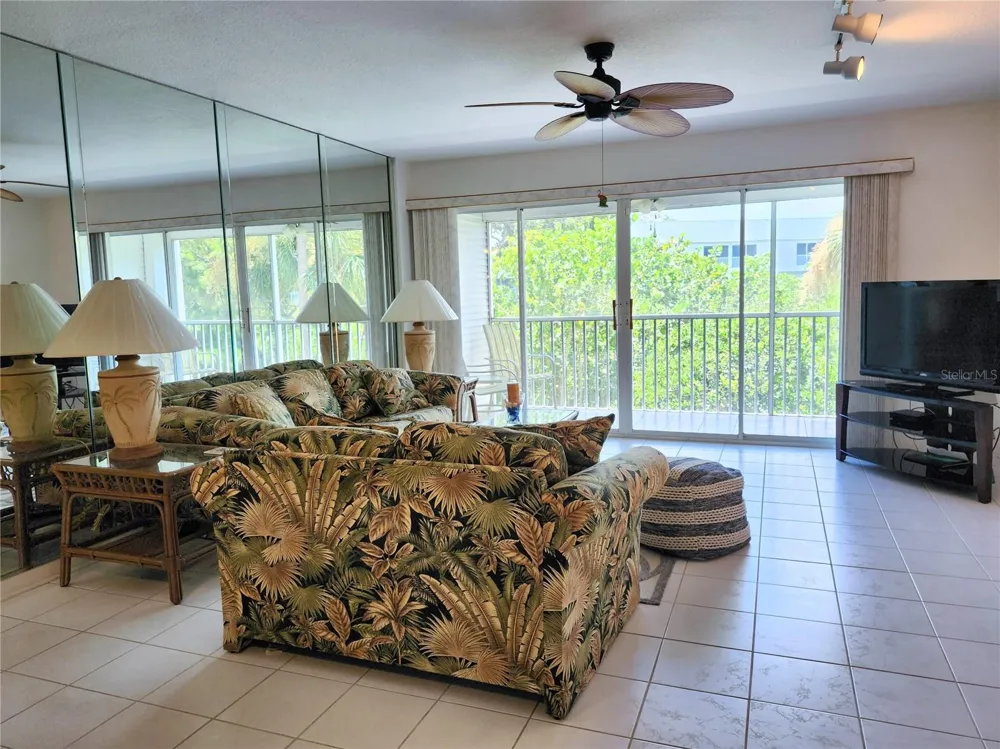 14883 SEMINOLE TRAIL #130 Seminole, FL 33776