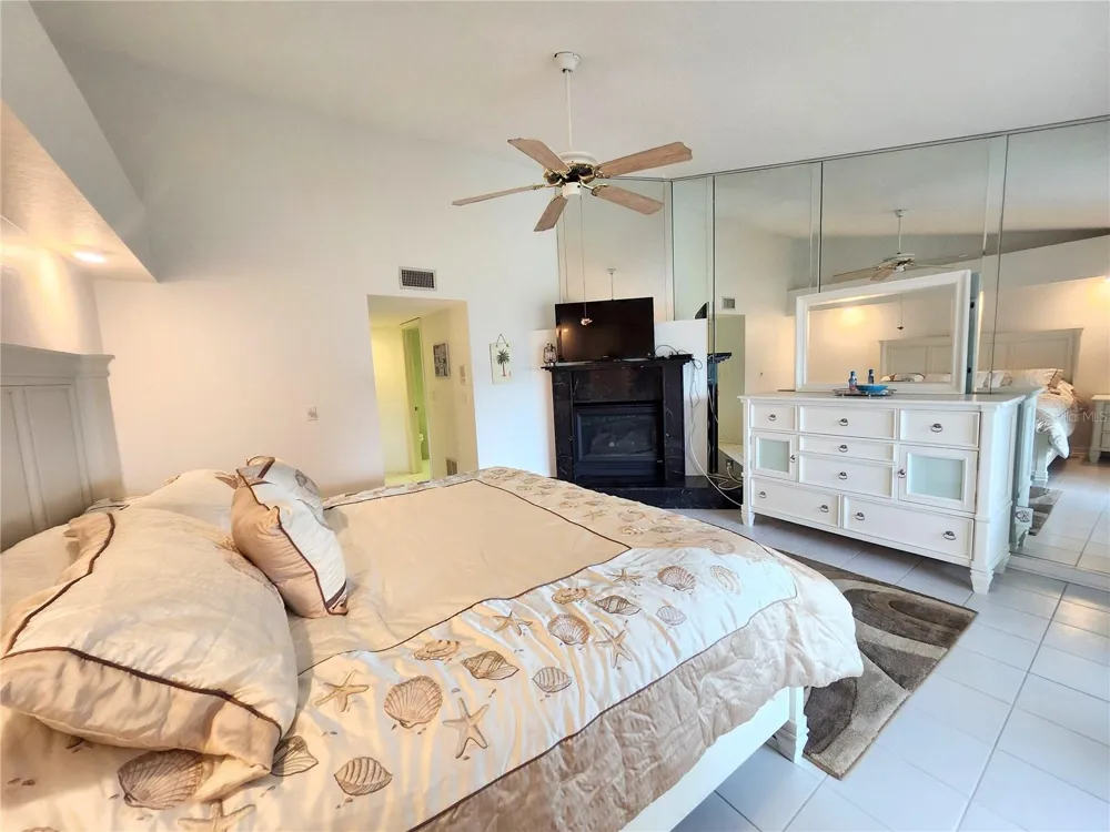 14883 SEMINOLE TRAIL #130 Seminole, FL 33776