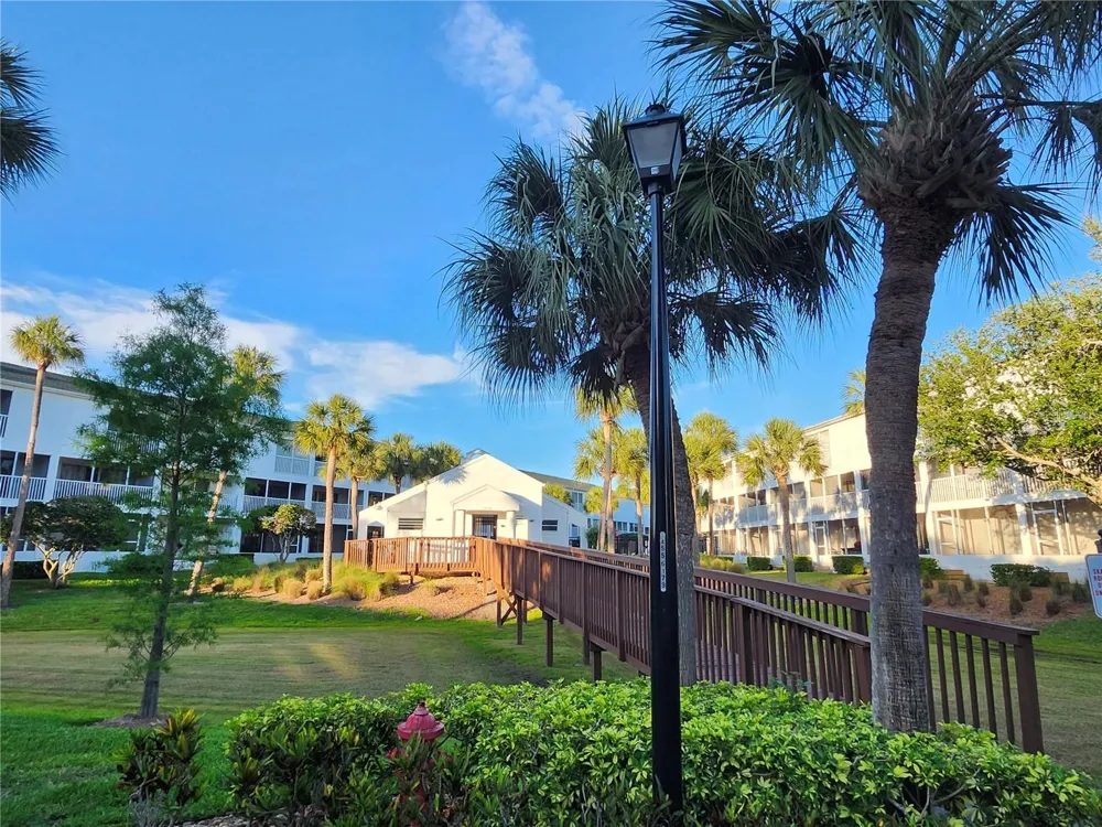 14883 SEMINOLE TRAIL #130 Seminole, FL 33776