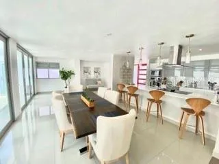 0 ALHAMBRA Guaynabo, PR 00966
