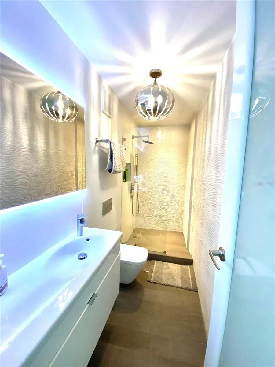 0 ALHAMBRA Guaynabo, PR 00966