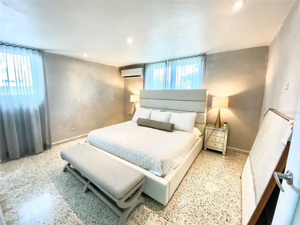 0 ALHAMBRA Guaynabo, PR 00966