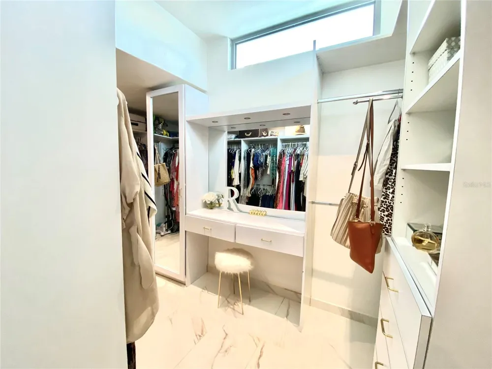 0 ALHAMBRA Guaynabo, PR 00966