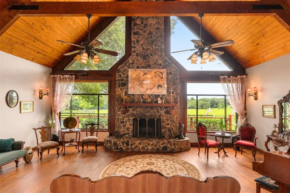 35841 TIMBERTOP LANE Fruitland Park, FL 34731