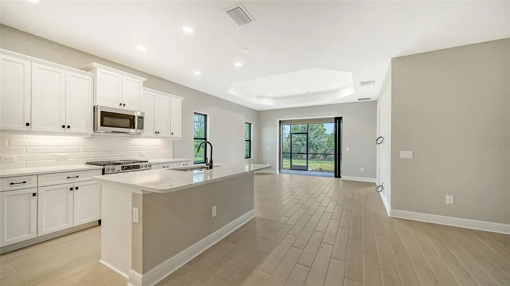 345 POTENZA LOOP Nokomis, FL 34275