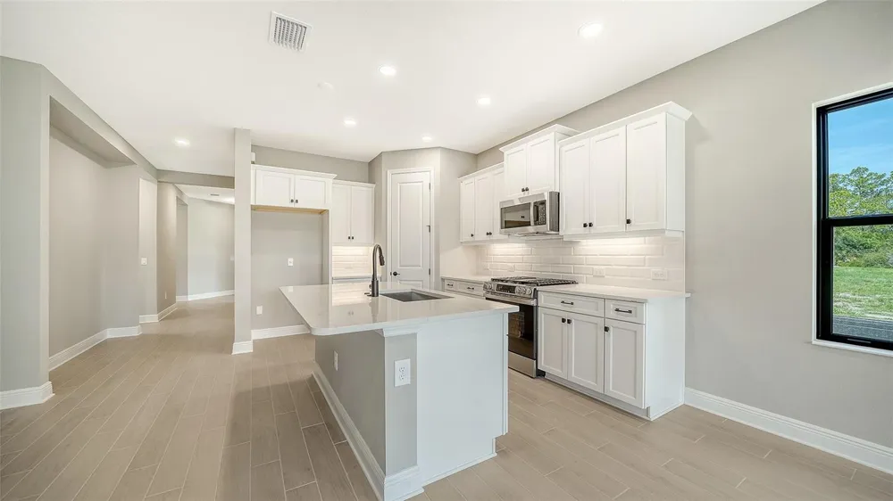 345 POTENZA LOOP Nokomis, FL 34275