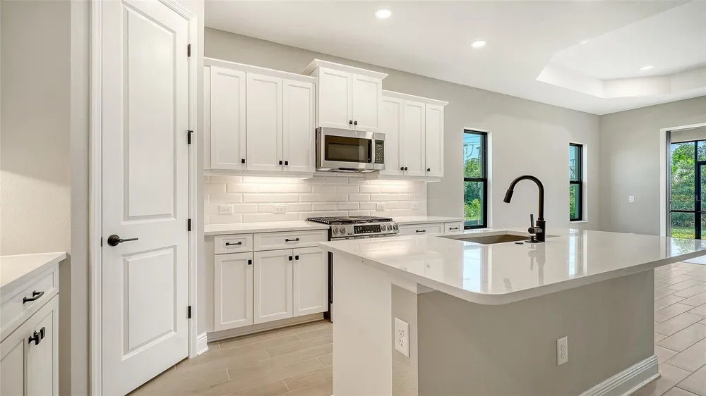 345 POTENZA LOOP Nokomis, FL 34275