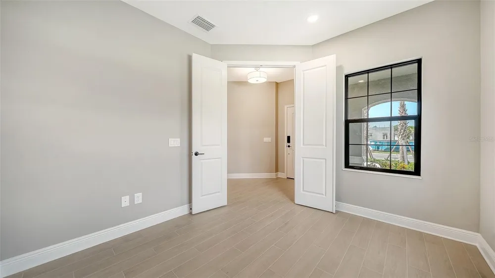 345 POTENZA LOOP Nokomis, FL 34275