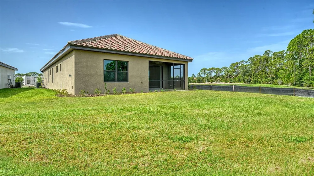 345 POTENZA LOOP Nokomis, FL 34275
