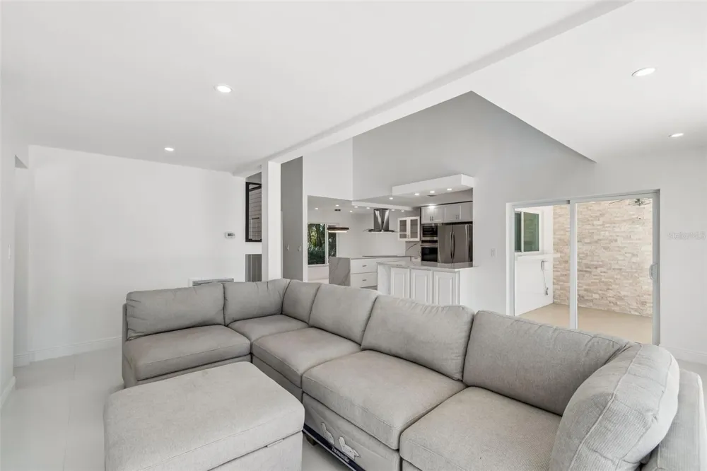 775 CAPRI BOULEVARD Treasure Island, FL 33706