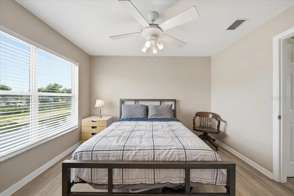 5503 67TH #18 Pinellas Park, FL 33781